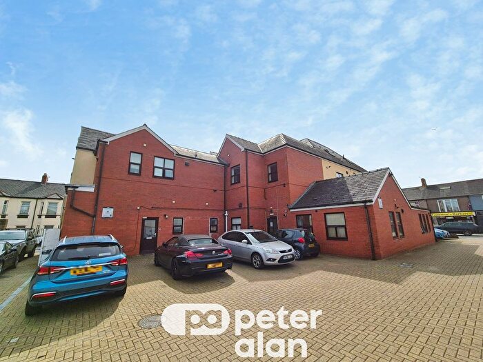 1 Bedroom Flat To Rent In Corporation Road, Newport, NP19