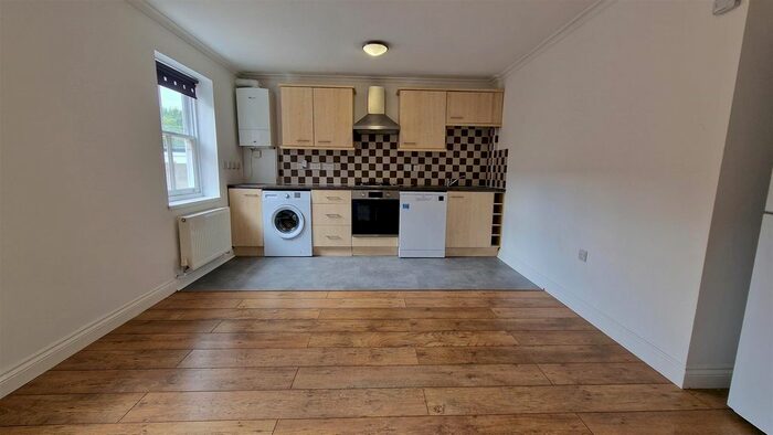 1 Bedroom Flat To Rent In High Street, Stanwell, Staines, TW19