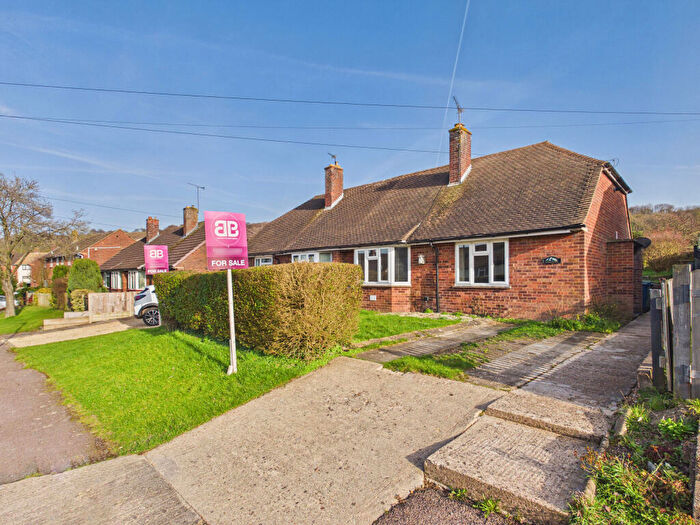 2 Bedroom Bungalow For Sale In Eastfield Road, Princes Risborough, Buckinghamshire, HP27