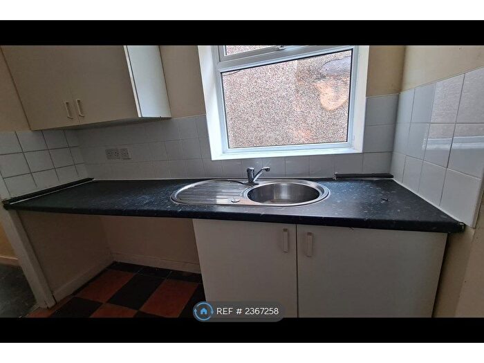 1 Bedroom Flat To Rent In Parr Stocks Road, St. Helens, WA9
