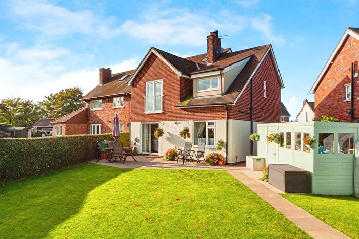 4 Bedroom Semi-Detached House For Sale In Dee Park, Holt, Wrexham, LL13