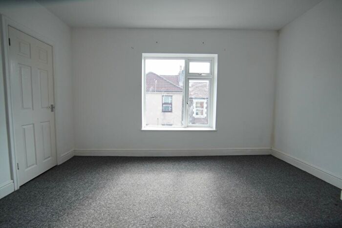 3 Bedroom Terraced House To Rent In Ridgeway Parade, Eastville, Bristol, BS5