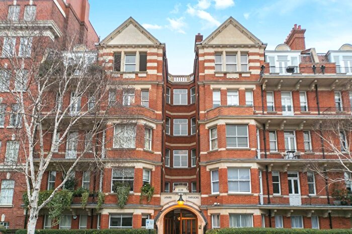 2 Bedroom Flat For Sale In Lanark Road, Little Venice, London, W9