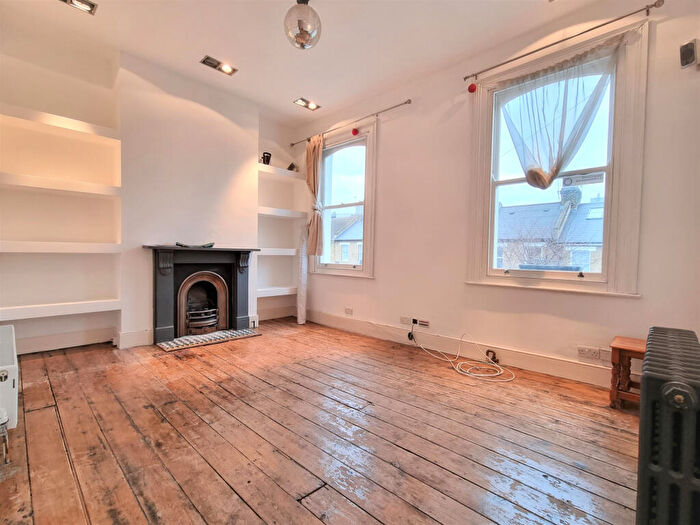 2 Bedroom Apartment To Rent In Astbury Road, Peckham, SE15