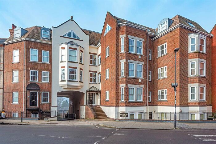 2 Bedroom Flat For Sale In Coniston Court, High Street, Harrow On The Hill, HA1