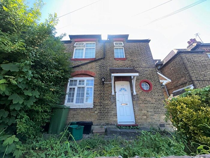 1 Bedroom Flat To Rent In White Horse Hill, Chislehurst, BR7
