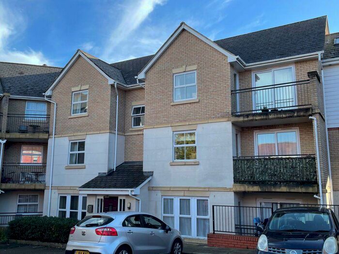 2 Bedroom Flat To Rent In North Station, CO4