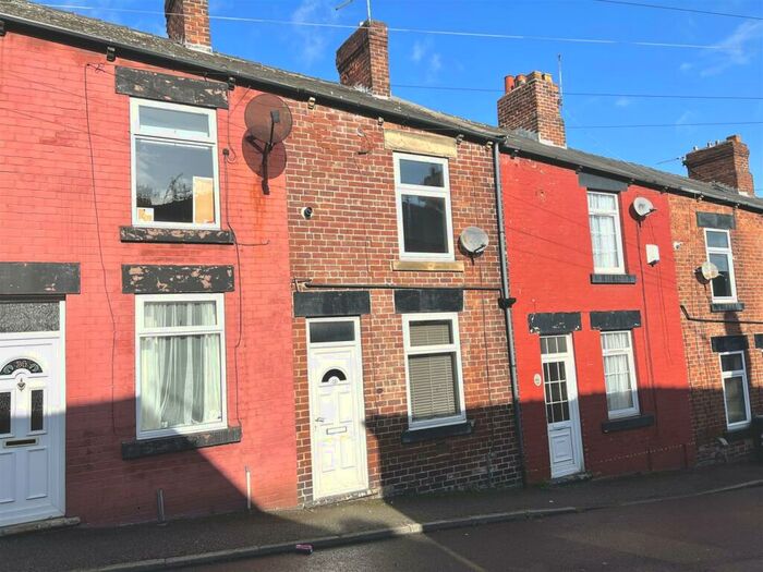 2 Bedroom Terraced House To Rent In Hoyland Street, Wombwell, Barnsley, S73