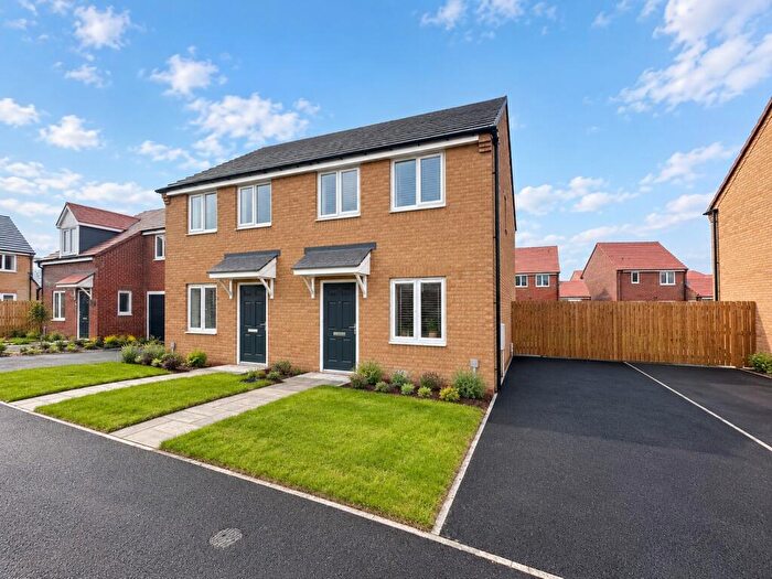 3 Bedroom Semi-Detached House For Sale In Swan Lane, New Ollerton, Newark, NG22