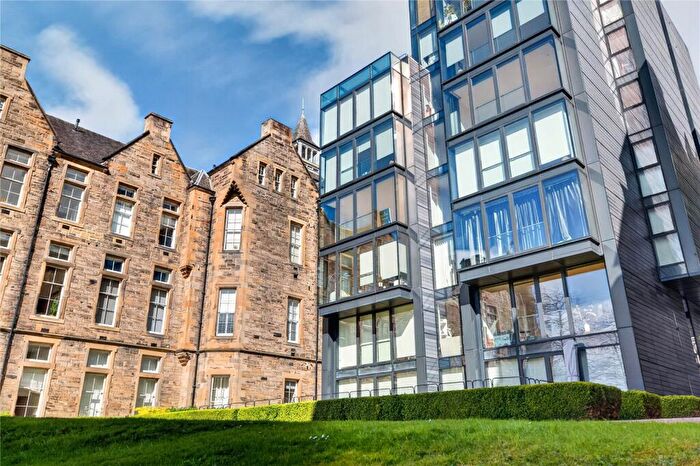 2 Bedroom Apartment For Sale In / Simpson Loan, Quartermile, Lauriston, Edinburgh, EH3