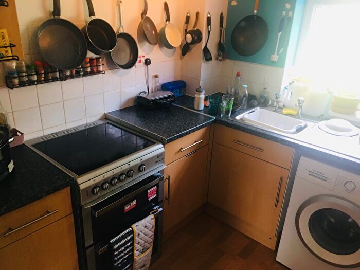 1 Bedroom Flat To Rent In Solent Court, Garrard Gardens, Sutton Coldfield, B73