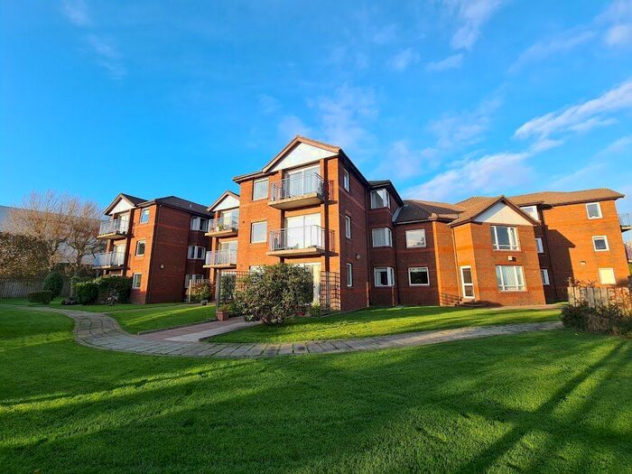 1 Bedroom Flat For Sale In Lyndhurst Court, Bangor, BT19