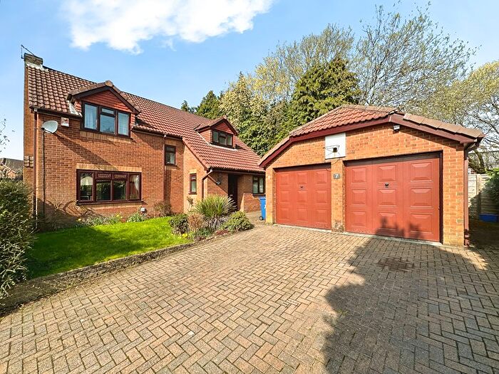 4 Bedroom Detached House For Sale In Tintagel Court, Manchester, M26