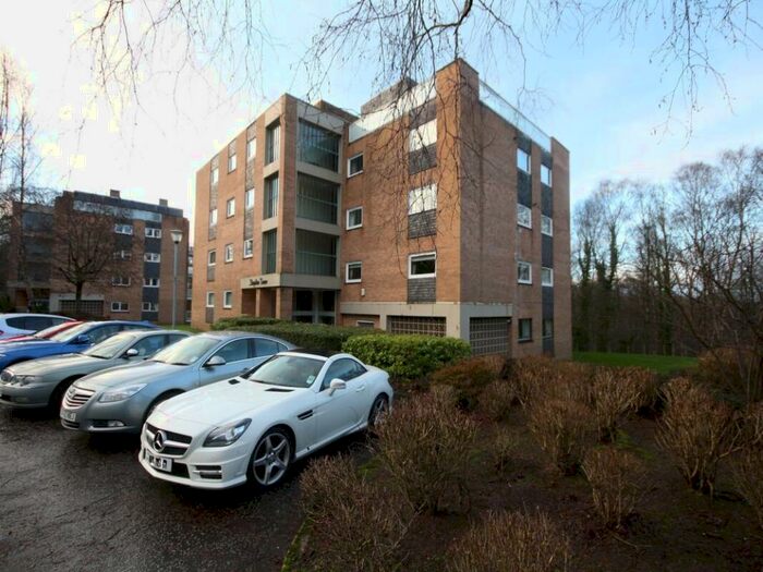 3 Bedroom Flat To Rent In Regents Gate, Bothwell, Glasgow, G71