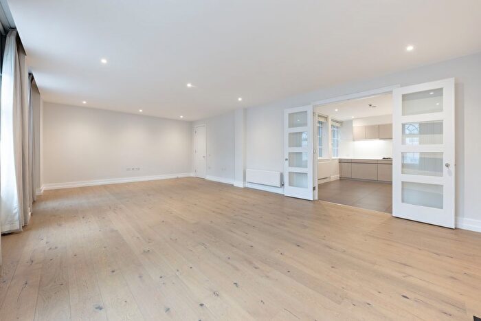 3 Bedroom Flat To Rent In Sloane Street, London, SW1X
