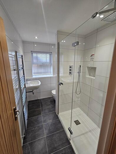 2 Bedroom End Of Terrace House To Rent In Worsdell Close, Coventry, CV1
