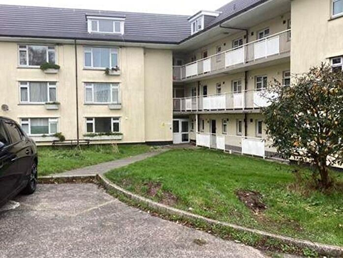 1 Bedroom Studio For Sale In Pendarves Flats, St. Clare Street, Penzance, Cornwall, TR18