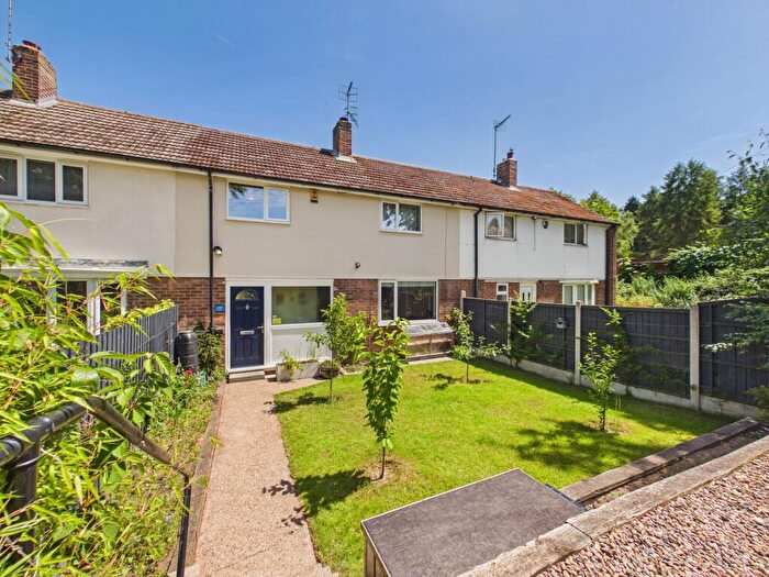 3 Bedroom Terraced House For Sale In Hucknall Road, Nottingham, NG5