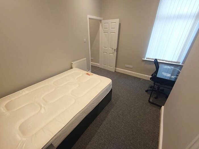 4 Bedroom Terraced House To Rent In Cotswold Street, Liverpool, L7