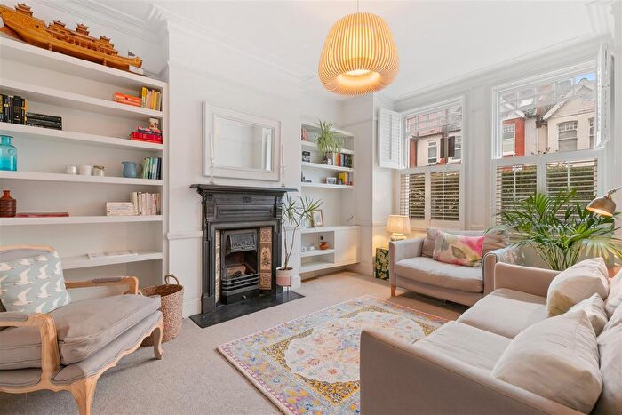 4 Bedroom Terraced House For Sale In Pirbright Road, London, SW18