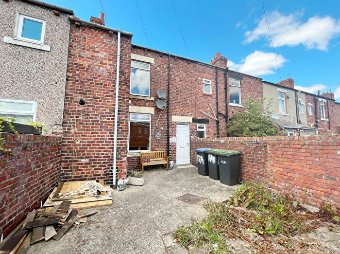 2 Bedroom Apartment To Rent In Mitchell Street, South Moor, Stanley, DH9