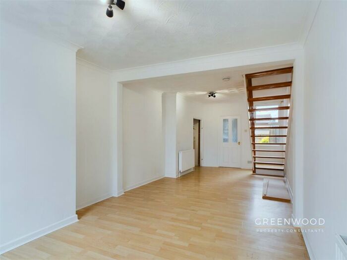 2 Bedroom Town House To Rent In Spring Road, Ipswich, IP4