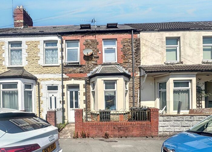 8 Bedroom Terraced House For Sale In Moy Road, Cardiff, CF24