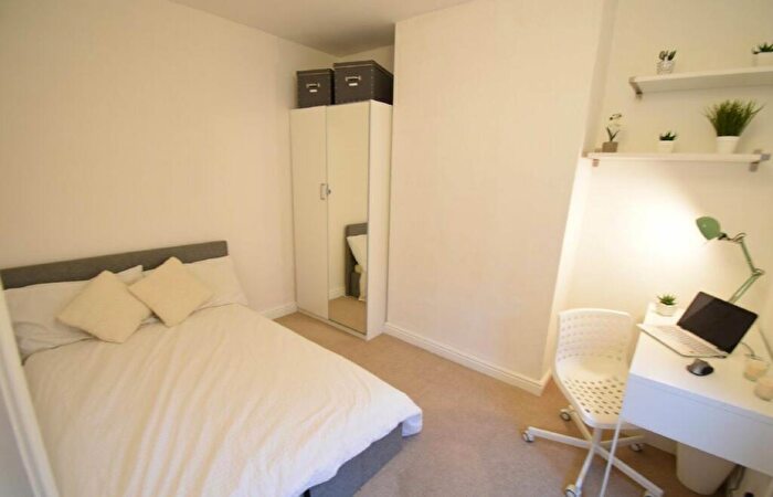 3 Bedroom Property To Rent In Brough Street, DE22