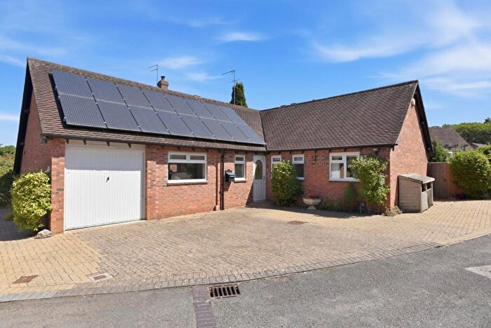 3 Bedroom Detached Bungalow For Sale In St. Marys Acre, Bearley, CV37