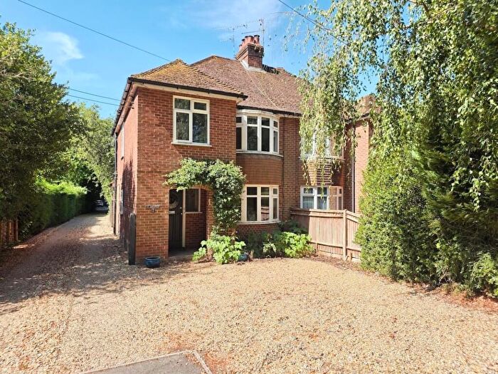 3 Bedroom Semi Detached House To Rent In Poles Lane Winchester, SO21