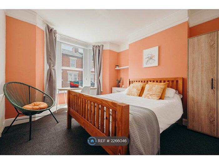 5 Bedroom Terraced House To Rent In Clarke Road, Northampton, NN1