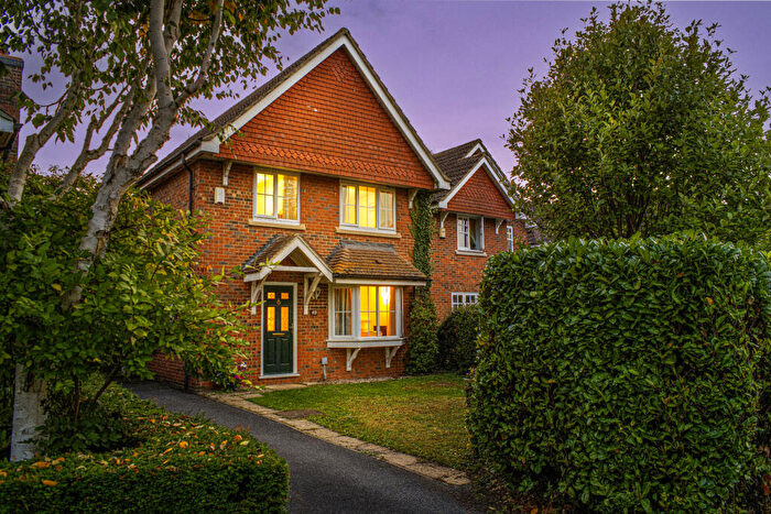 4 Bedroom Detached House For Sale In Mably Grove, Wantage, OX12