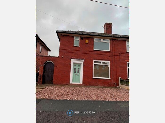 3 Bedroom Semi-Detached House To Rent In Moss Avenue, Leigh, WN7