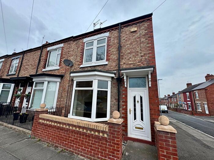 3 Bedroom End Of Terrace House To Rent In St. Pauls Terrace, Darlington, DL1