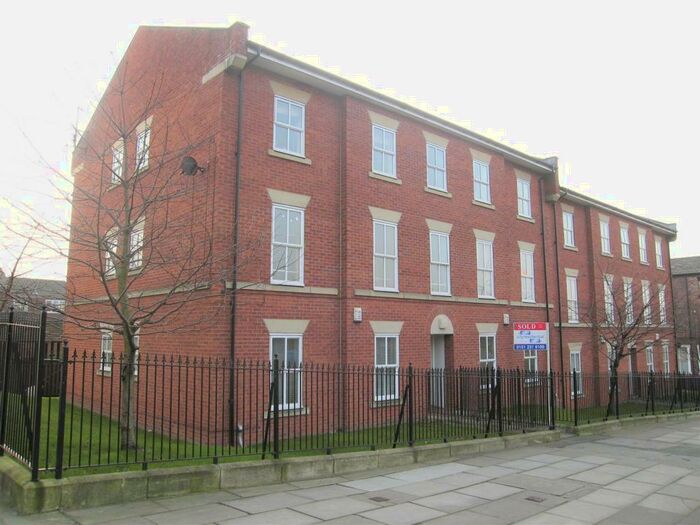 2 Bedroom Apartment To Rent In St Mary's Gardens, Upper Parliament Street, L8