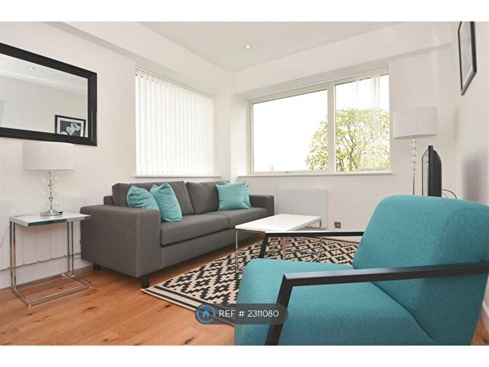 1 Bedroom Flat To Rent In Union House, Hayes, UB3