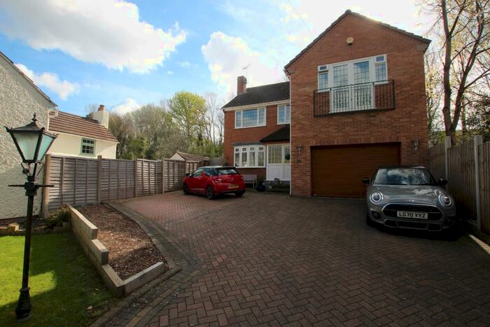 4 Bedroom Detached House To Rent In Enfield Road, Hunt End, Redditch, B97