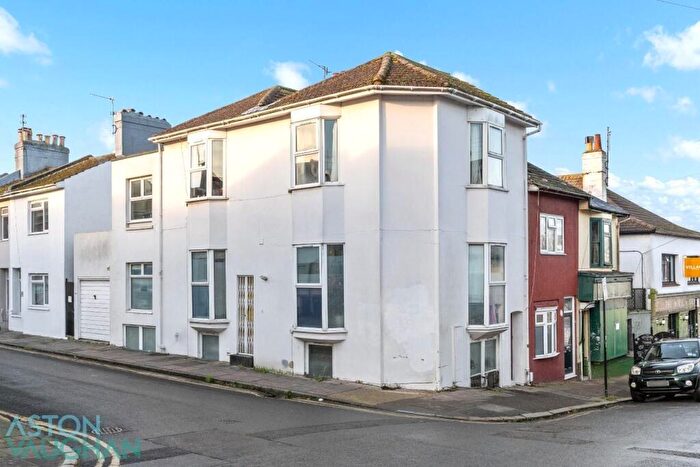 2 Bedroom Apartment For Sale In Islingword Road, Brighton, BN2