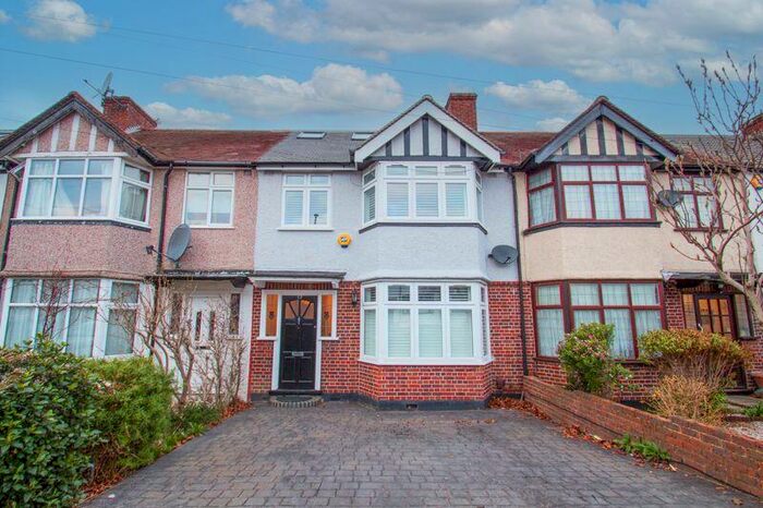 4 Bedroom Terraced House To Rent In Greenway, Chislehurst, BR7