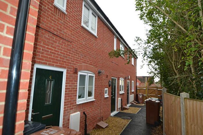 1 Bedroom Flat To Rent In Adelaide Mews, Adelaide Road, SP10