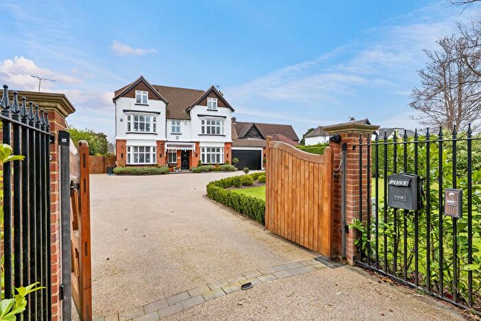 5 Bedroom Detached House For Sale In Westhall Road, Warlingham, CR6