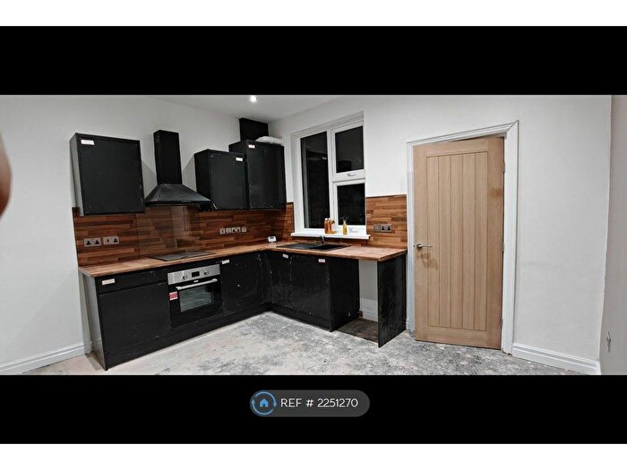 2 Bedroom Terraced House To Rent In Mostyn Street, Stalybridge, SK15