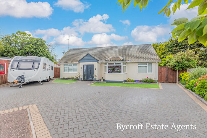 3 Bedroom Detached Bungalow For Sale In The Pastures, Gorleston, NR31