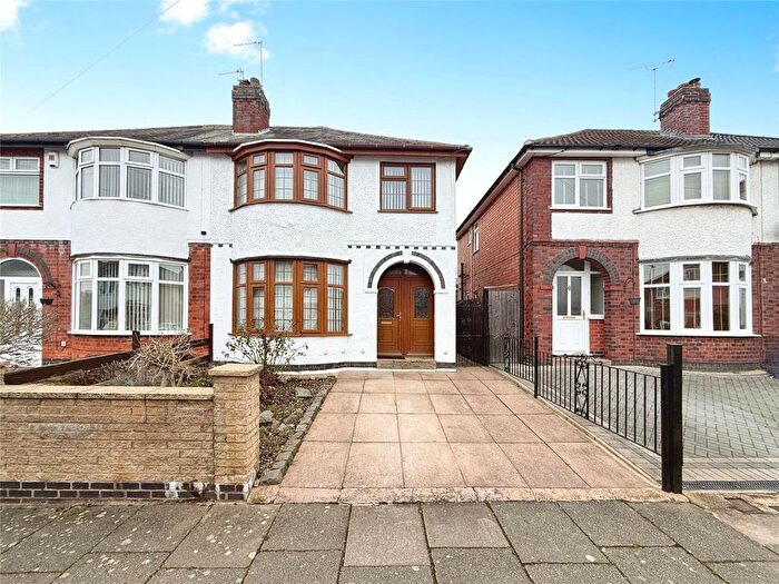 3 Bedroom Semi Detached House For Sale In Gainsborough Road, Knighton, Leicester, LE2