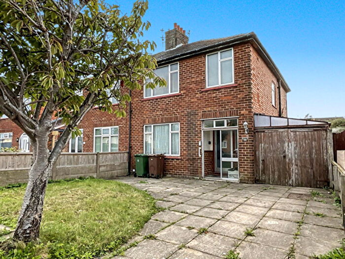 3 Bedroom Semi-Detached House For Sale In North Road, Crossens, Southport, PR9