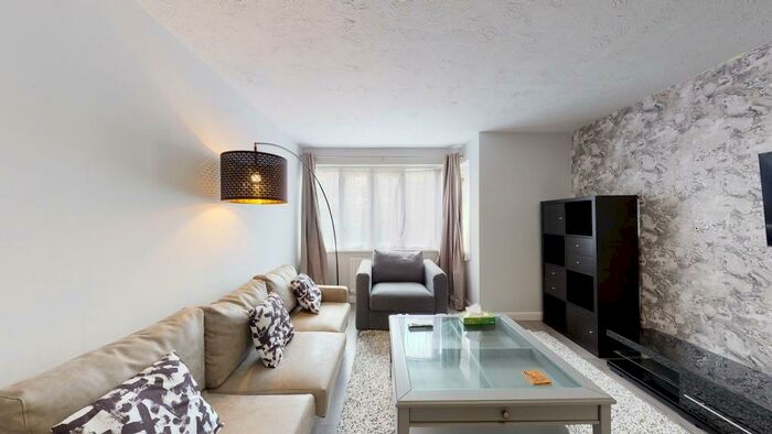 2 Bedroom Flat To Rent In Lisson Grove, NW1