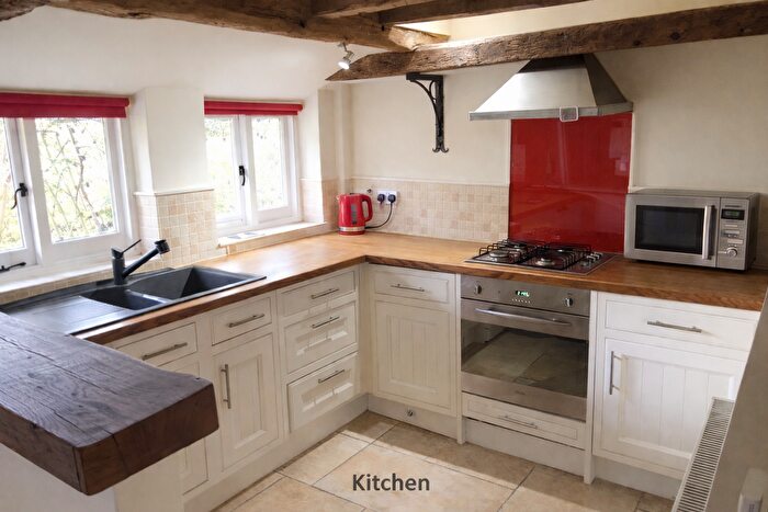 2 Bedroom Semi-Detached House For Sale In Langstone High Street, Havant, PO9