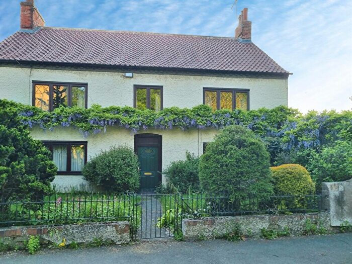 5 Bedroom Detached House For Sale In Cuckoo Lane, Hatfield, Doncaster, DN7
