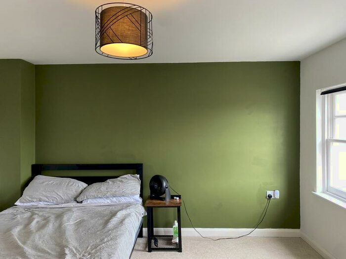 1 Bedroom Flat To Rent In London Road, Chippenham, SN15