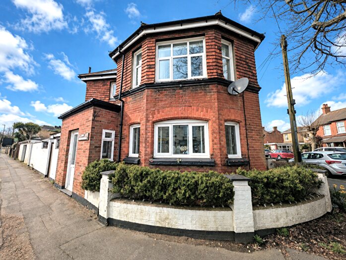3 Bedroom Property To Rent In Broadway, Sandown, PO36